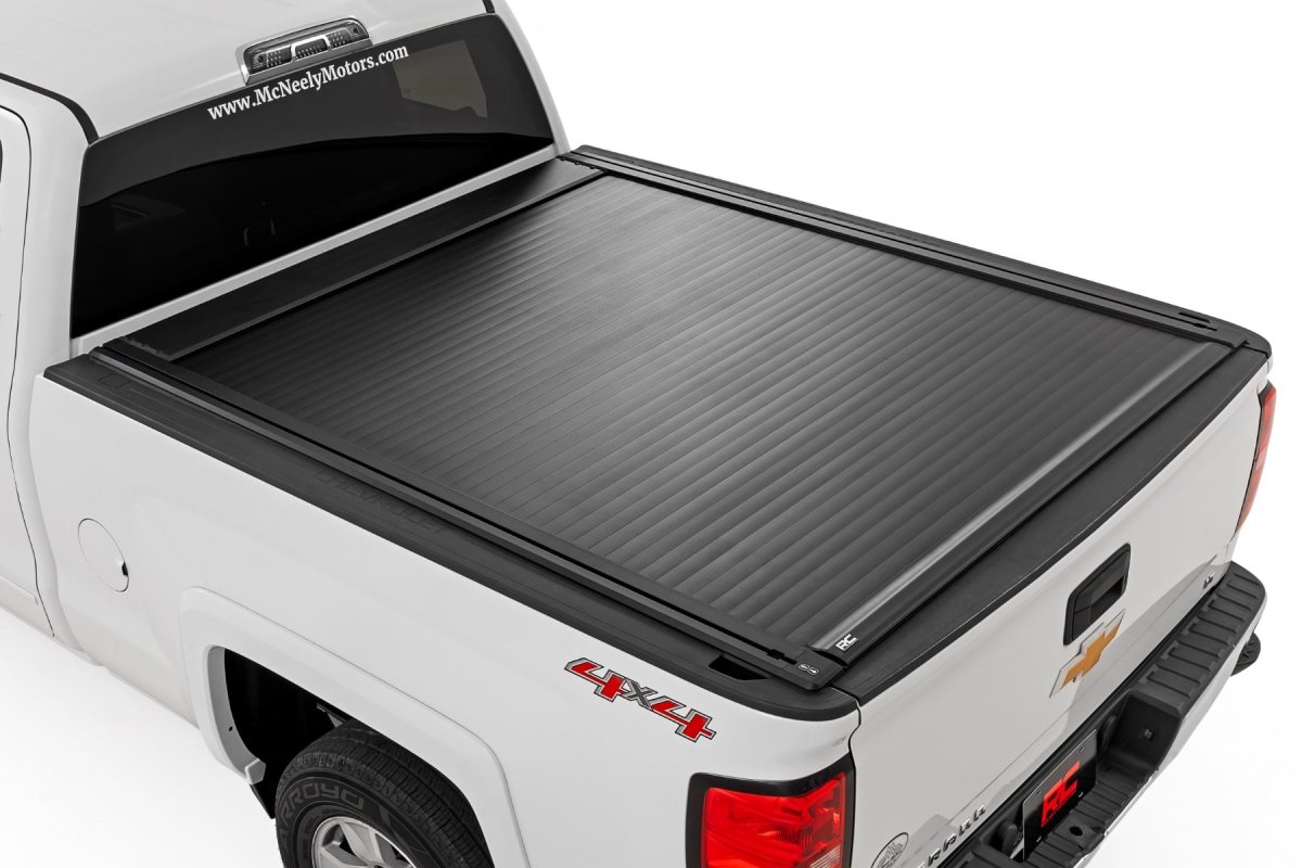 Chevrolet Silverado 2500 HD Powered Bed Cover - Rough Country - Powered Retractable - Matte Black - '14-'19